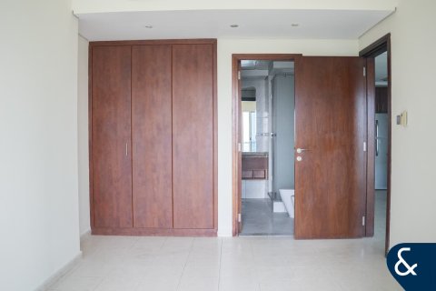 Apartment in Jumeirah Lake Towers, Dubai 1 bedroom, 79 sq.m. № 74592 - photo 10