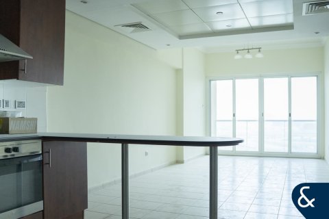 Apartment in Jumeirah Lake Towers, Dubai 1 bedroom, 79 sq.m. № 74592 - photo 2