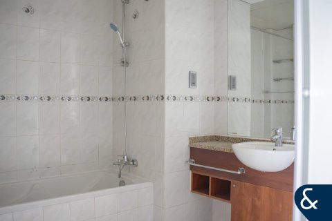 Apartment in Jumeirah Lake Towers, Dubai 1 bedroom, 79 sq.m. № 74592 - photo 15