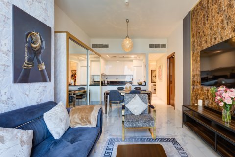 Appartement à AMNA TOWER à Sheikh Zayed Road, Dubai, 1 chambre, 75 m², № 97353 - photo 2