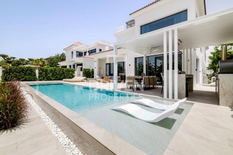 Villa à Jumeirah Golf Estates, Dubai, 5 chambres, 785 m², № 86217 - photo 13