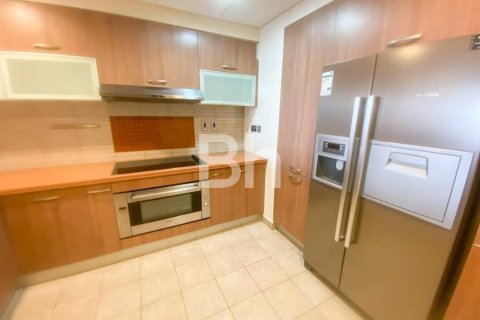 Снять в аренду квартиру в Пальме Джумейре, Дубай: 3 спальни, 226м², № 22896 - фото 7
