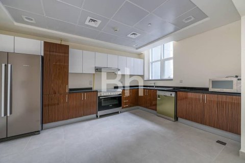 Снять в аренду квартиру в Дубай Марине, Дубай: 3 спальни, 221м², № 22895 - фото 5