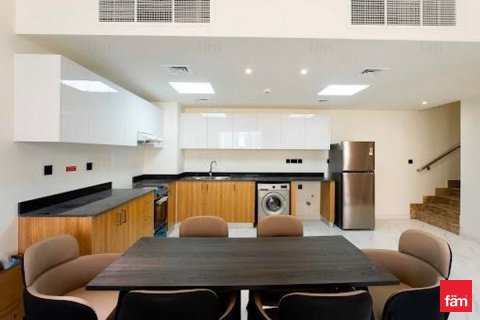 Купить таунхаус в Дубае: 3 спальни, 142.1м², № 92100 - фото 6