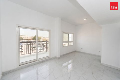 Villa en Deira, Dubai, 4 dormitorios, 187.3 m², № 141614 - foto 7