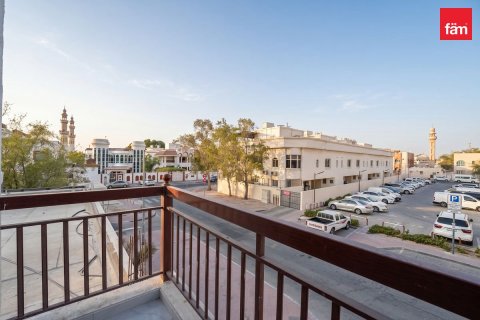 Villa en Deira, Dubai, 4 dormitorios, 187.3 m², № 141614 - foto 6