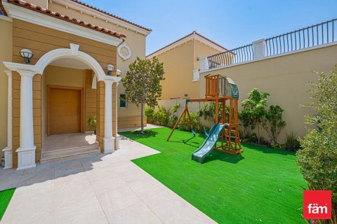 Villa en Dubai, 4 dormitorios, 709.5 m², № 97627 - foto 29