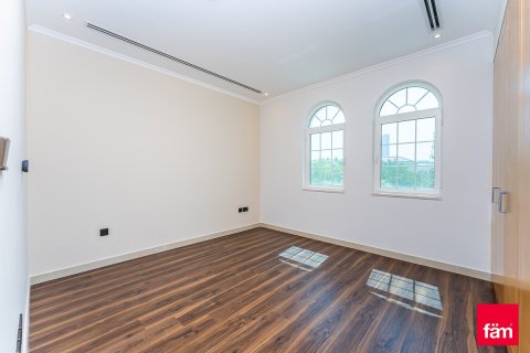 Villa en Dubai, 4 dormitorios, 709.5 m², № 97627 - foto 19