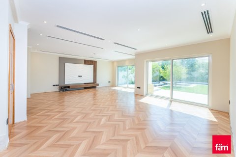 Villa en Dubai, 4 dormitorios, 709.5 m², № 97627 - foto 6