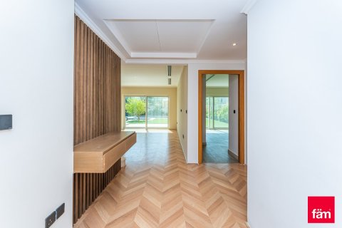 Villa en Dubai, 4 dormitorios, 709.5 m², № 97627 - foto 4