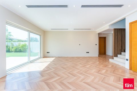 Villa en Dubai, 4 dormitorios, 709.5 m², № 97627 - foto 7