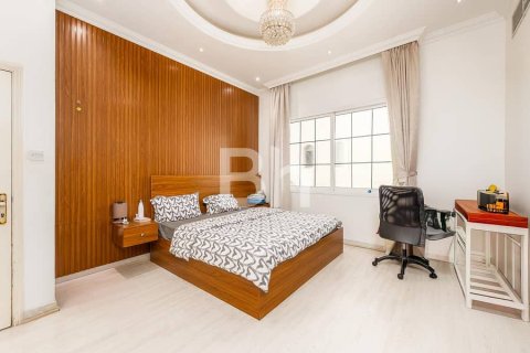 فيلا في ام سقيم, دبي 5 غرف نوم , 650 م² رقم 24365 - صورة 8