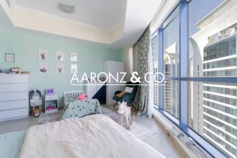 Купить квартиру в Джумейра Лейк Тауэрс, Дубай: 2 спальни, 160м², № 78299 - фото 4