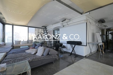 Снять в аренду квартиру в Джумейра Бич Резиденс, Дубай: 1 спальня, 172м², № 78308 - фото 1