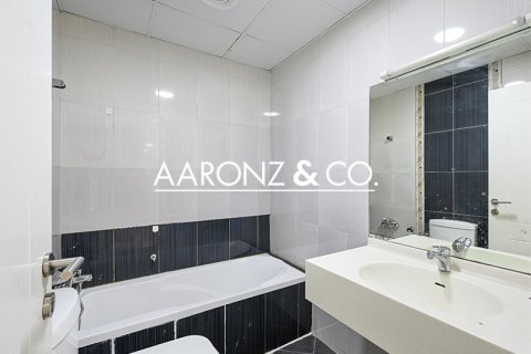 Apartamento en Dubai Marina, Dubai, 3 dormitorios, 115.7 m², № 78298 - foto 13