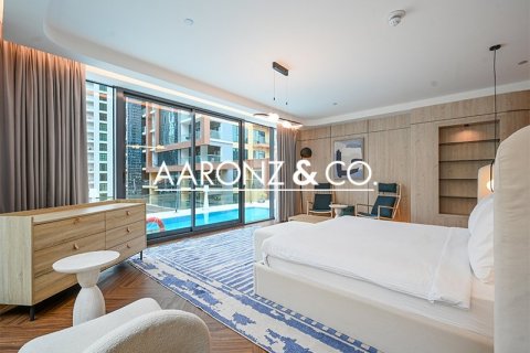 Penthouse in Dubai Marina, Dubai 5 bedrooms, 812.9 sq.m. № 78300 - photo 12