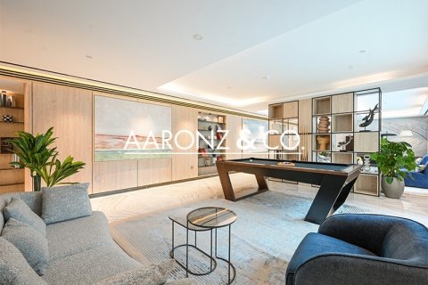 Penthouse in Dubai Marina, Dubai 5 bedrooms, 812.9 sq.m. № 78300 - photo 1