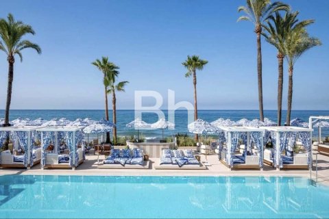 Apartment in Dubai 3 bedrooms, 154 sq.m. № 56208 - photo 12