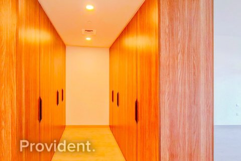 Снять в аренду квартиру в Умм-Сукейме, Дубай: 4 спальни, 261.6м², № 1853 - фото 12