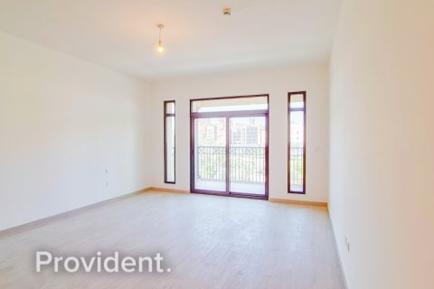 Снять в аренду квартиру в Умм-Сукейме, Дубай: 4 спальни, 261.6м², № 1853 - фото 13