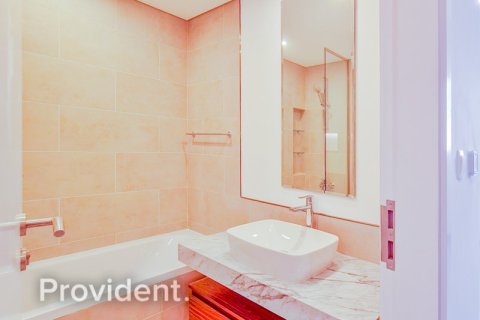 Снять в аренду квартиру в Умм-Сукейме, Дубай: 4 спальни, 261.6м², № 1853 - фото 9