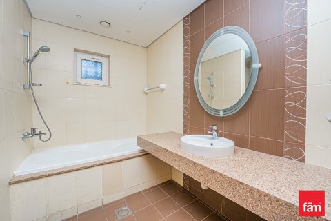 Townhouse in Al Furjan, Dubai 3 bedrooms, 229.6 sq.m. № 10335 - photo 25