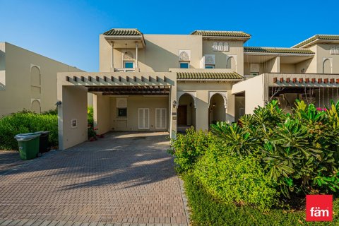 Townhouse in Al Furjan, Dubai 3 bedrooms, 229.6 sq.m. № 10335 - photo 1