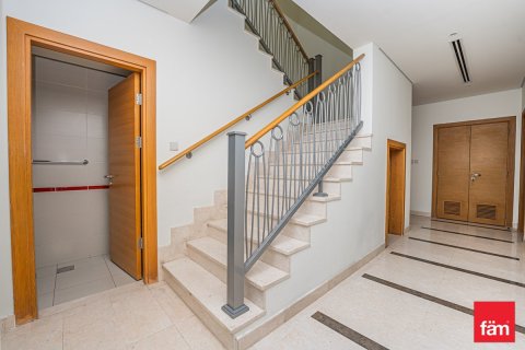 Townhouse in Al Furjan, Dubai 3 bedrooms, 229.6 sq.m. № 10335 - photo 14