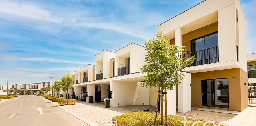 Таунхаус в Arabian Ranches 3, Дубай, 4 спальни, 218.69м², № 138107