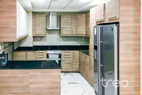 Villa en The Springs, Dubai, 3 dormitorios, 219.25 m², № 138099 - foto 4