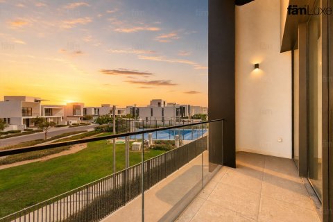 Villa en Dubai Hills Estate, Dubai, 5 dormitorios, 659.6 m², № 119087 - foto 20