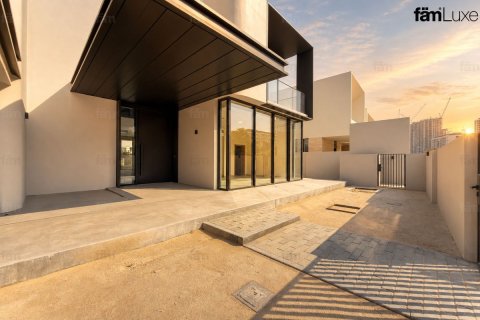 Villa en Dubai Hills Estate, Dubai, 5 dormitorios, 659.6 m², № 119087 - foto 27