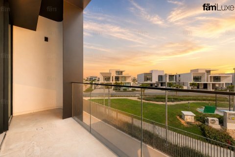 Villa en Dubai Hills Estate, Dubai, 5 dormitorios, 659.6 m², № 119087 - foto 15
