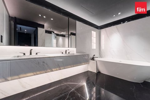 Apartment in Business Bay, Dubai 4 bedrooms, 260.1 sq.m. № 67413 - photo 26