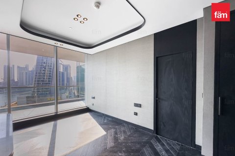 Apartment in Business Bay, Dubai 4 bedrooms, 260.1 sq.m. № 67413 - photo 17