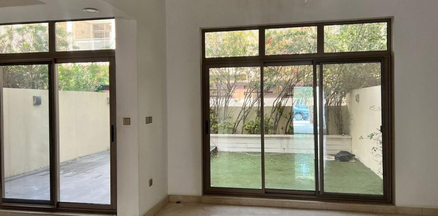 Townhouse in Meydan, Dubai 3 bedrooms, 235.2 sq.m. № 64635