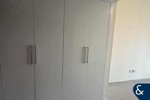 Снять в аренду квартиру в Пальме Джумейре, Дубай: 1 спальня, 80м², № 91558 - фото 8