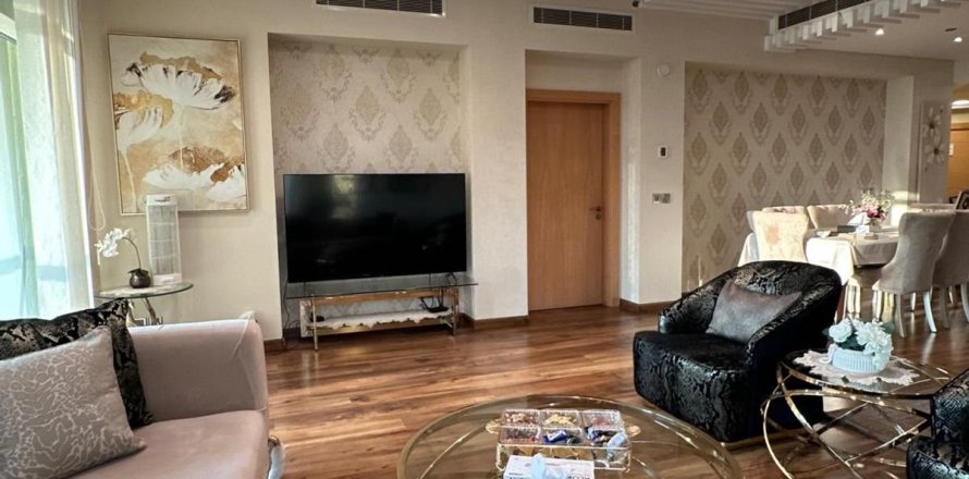 Квартира в Пальме Джумейре, Дубай, 3 спальни, 205.6м², № 99424