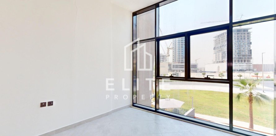 Apartamento en Dubai, 3 dormitorios, 192 m², № 60120