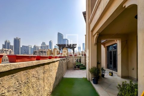 Appartement à Downtown Dubai (Downtown Burj Dubai), Dubai, 2 chambres, 240.71 m², № 135406 - photo 4