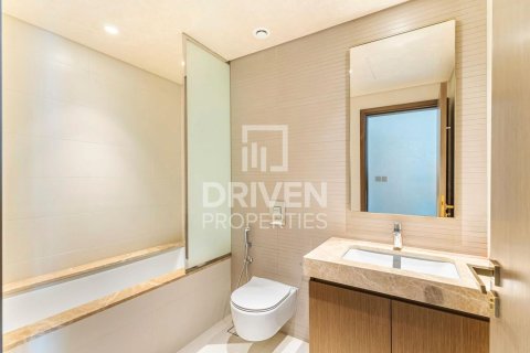 Apartment in EMAAR Beachfront, Dubai Harbour, Dubai 2 bedrooms, 123.28 sq.m. № 135413 - photo 4