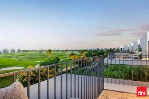 Villa en Dubai, 5 dormitorios, 696.1 m², № 97770 - foto 2