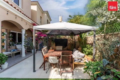 Villa en Dubai, 2 dormitorios, 172.8 m², № 97772 - foto 6