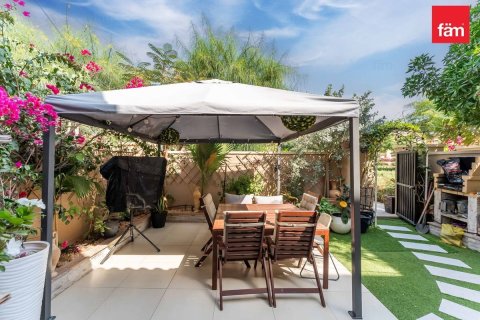 Villa en Dubai, 2 dormitorios, 172.8 m², № 97772 - foto 13