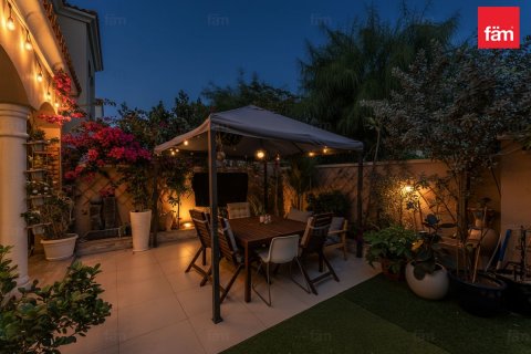 Villa en Dubai, 2 dormitorios, 172.8 m², № 97772 - foto 10