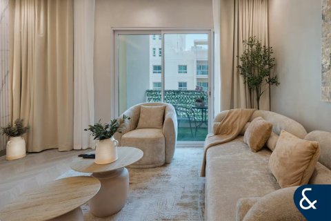 Apartment in Greens, Dubai 1 bedroom, 72 sq.m. № 98849 - photo 4