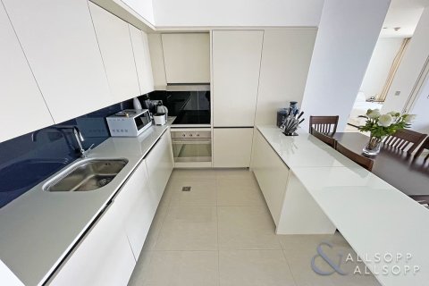 Apartment in DIFC, Dubai 1 bedroom, 83 sq.m. № 98839 - photo 4