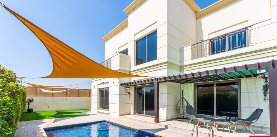 Villa à Al Furjan, Dubai, 6 chambres, 609.9 m², № 5217