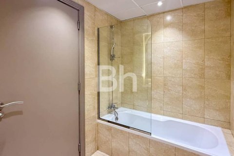 Apartment in Jumeirah Village Circle, Dubai 2 bedrooms, 113 sq.m. № 58041 - photo 16