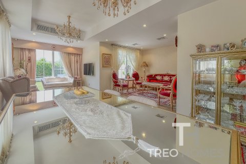 Снять в аренду таунхаус в The Springs, Дубай: 2 спальни, 157м², № 16365 - фото 5